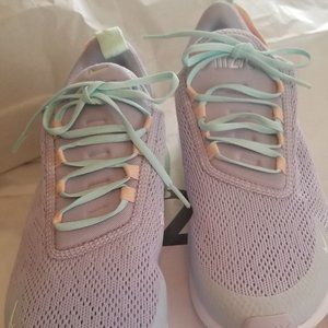 Nike Womens Air Max 270